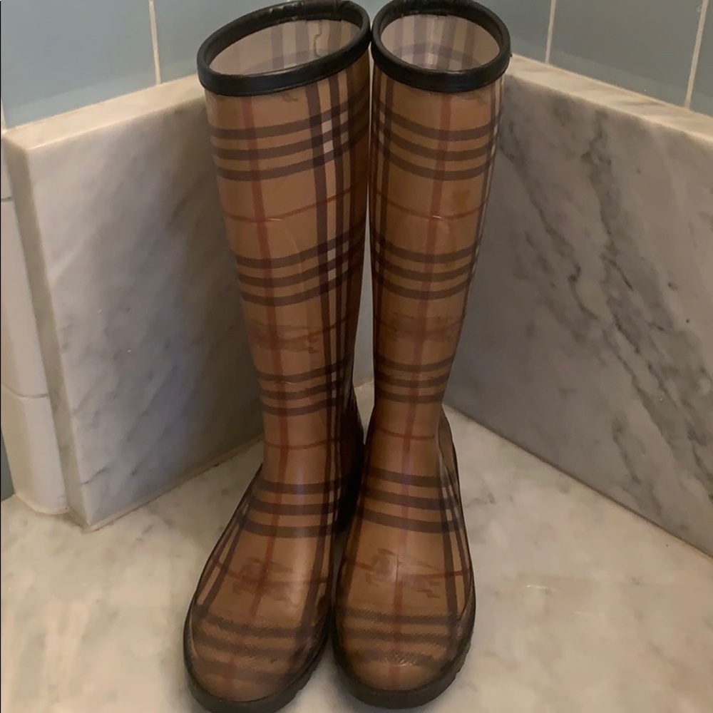Burberry rain boots